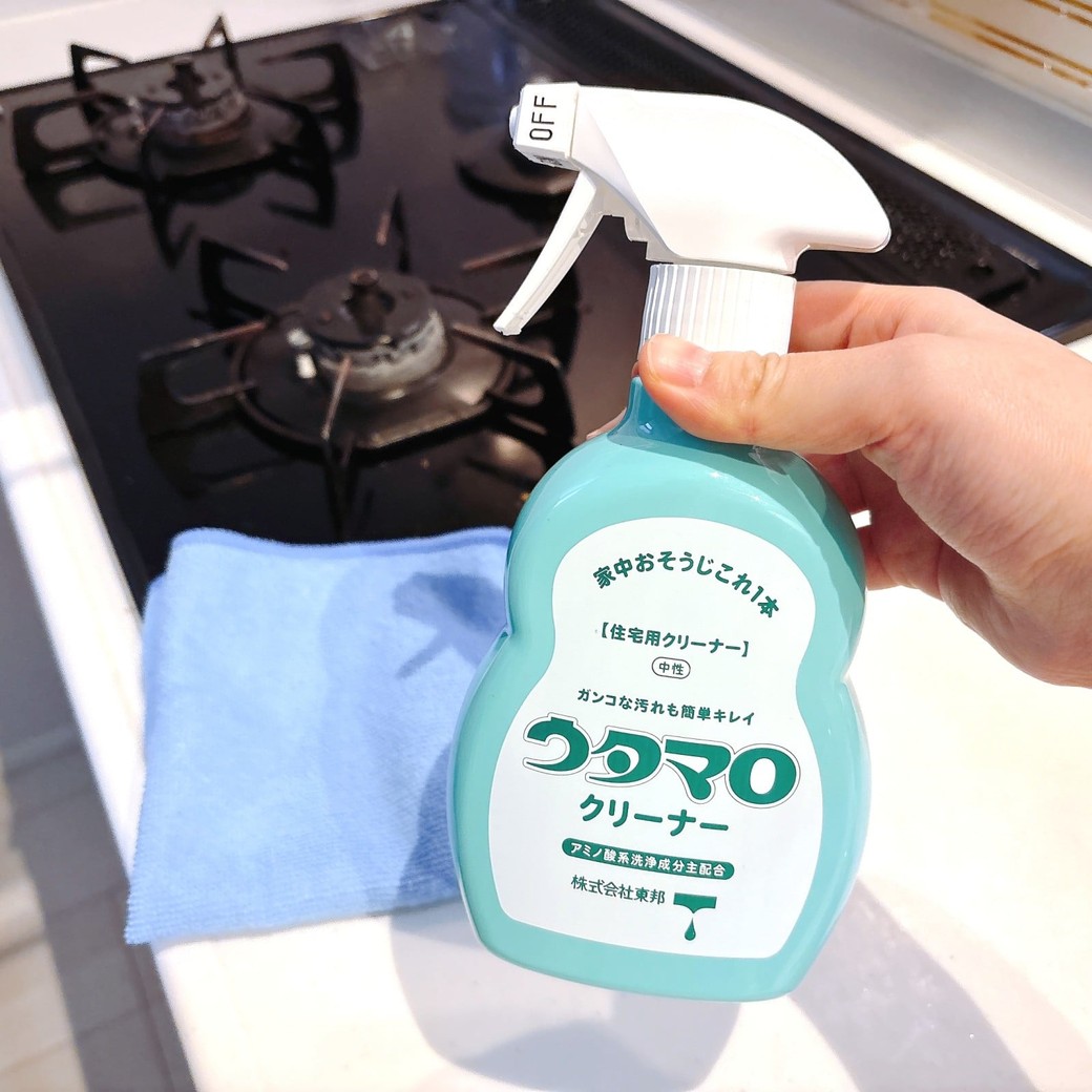 ウタマロクリーナーは油汚れに強く、コンロのお手入れにも使える