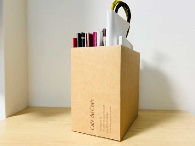 【活用法・1】「紙袋」や「レジ袋」など、かさばる消耗品の収納