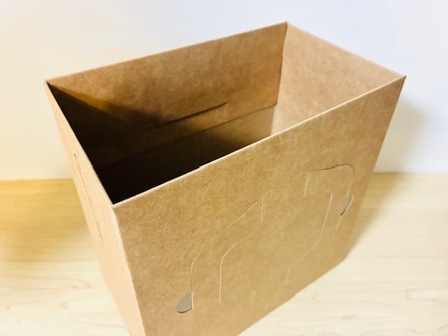 ホールケーキの箱