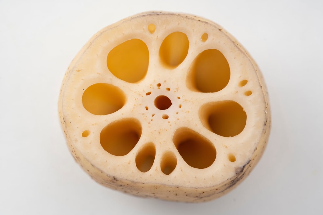 NG①カット面が変色している