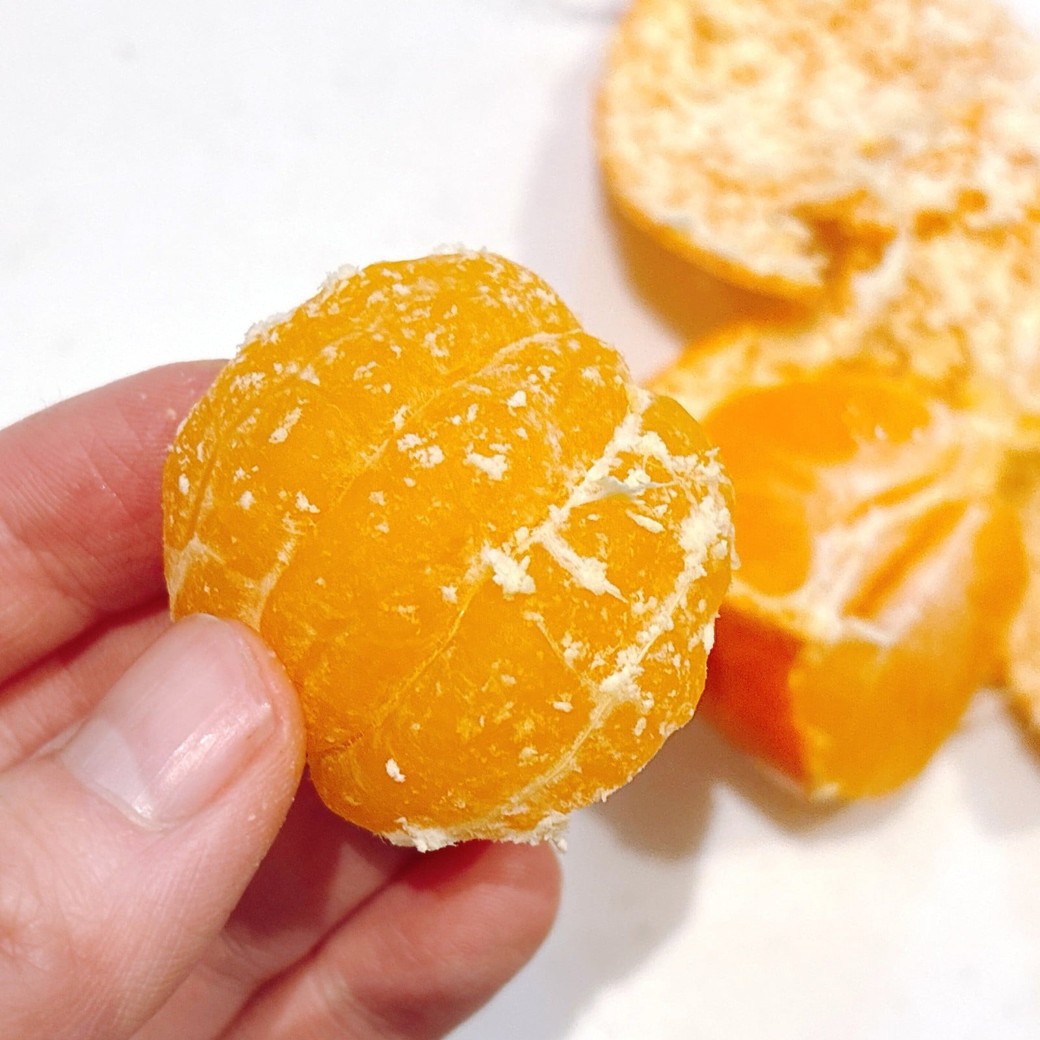 「和歌山むき」でむいたみかん