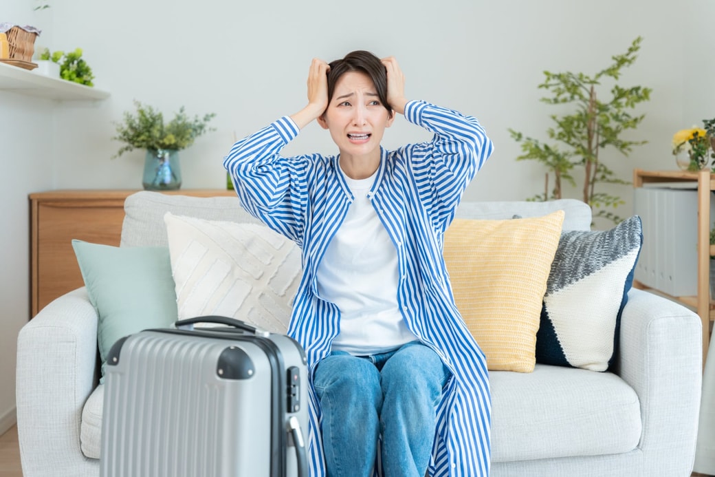 NG③大量の荷物を持って外へ逃げる