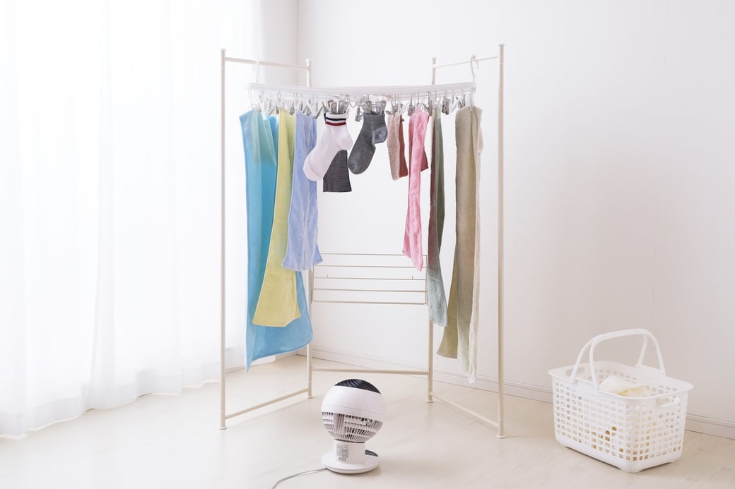 乾きやすい部屋干しのコツ