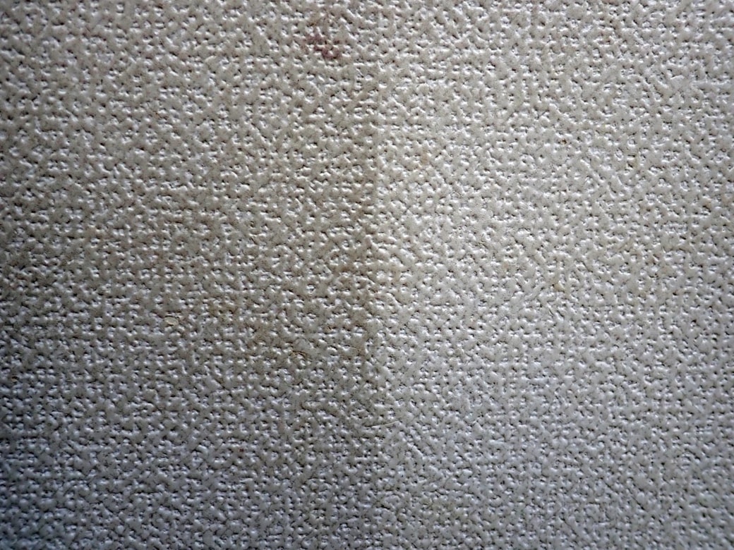 境目くっきりの壁紙