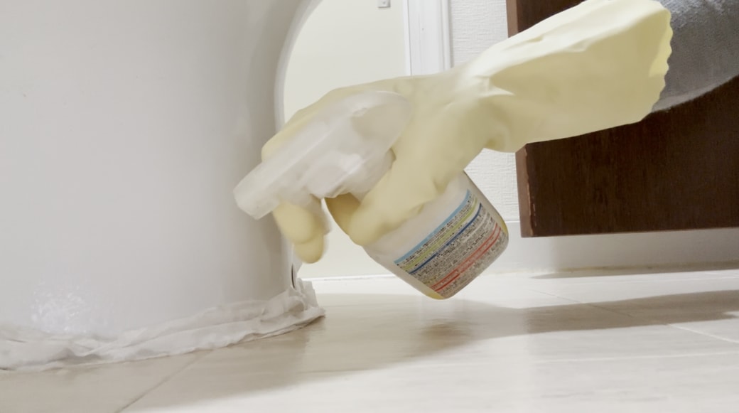 クエン酸クリーナーを吹きかける