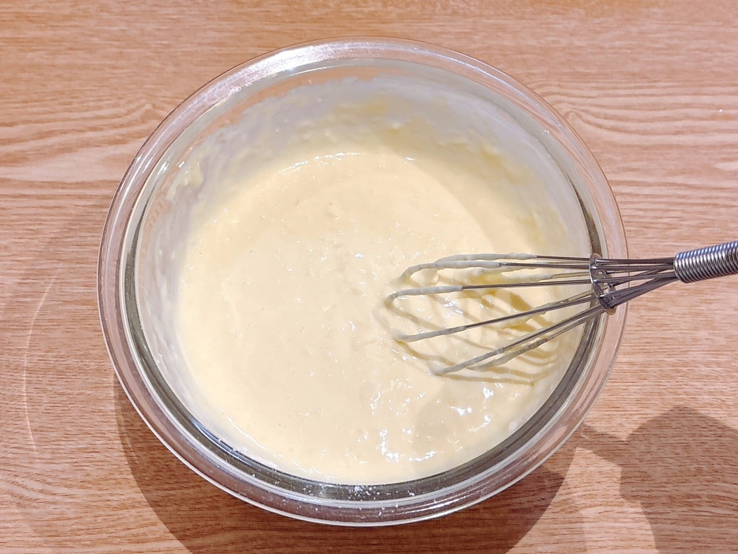 ダマが残らないようにしっかり混ぜる