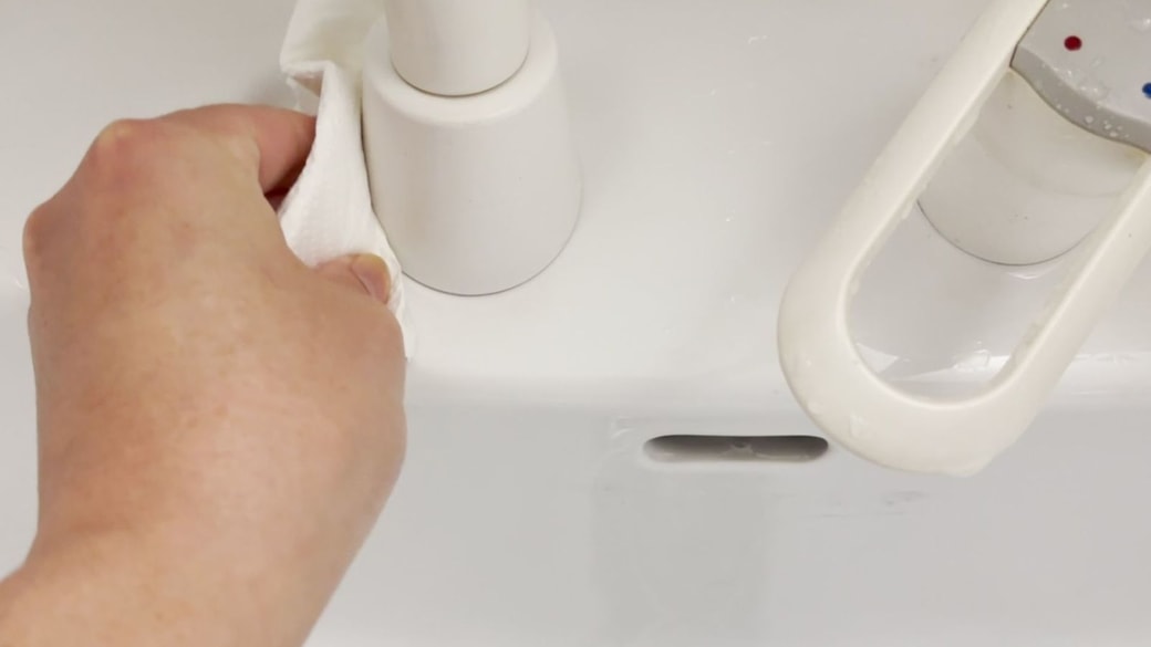 水気を拭き取る