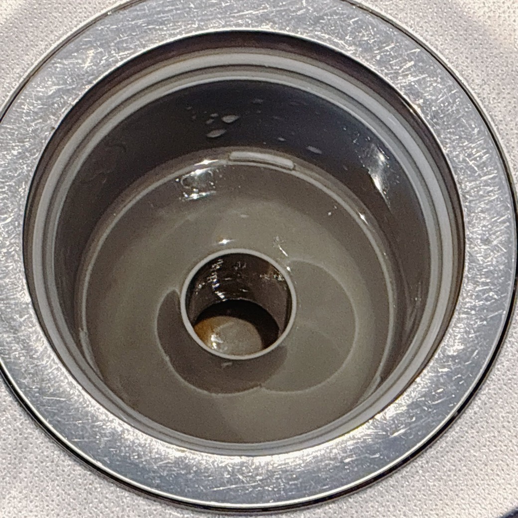かるくこすった後の排水口