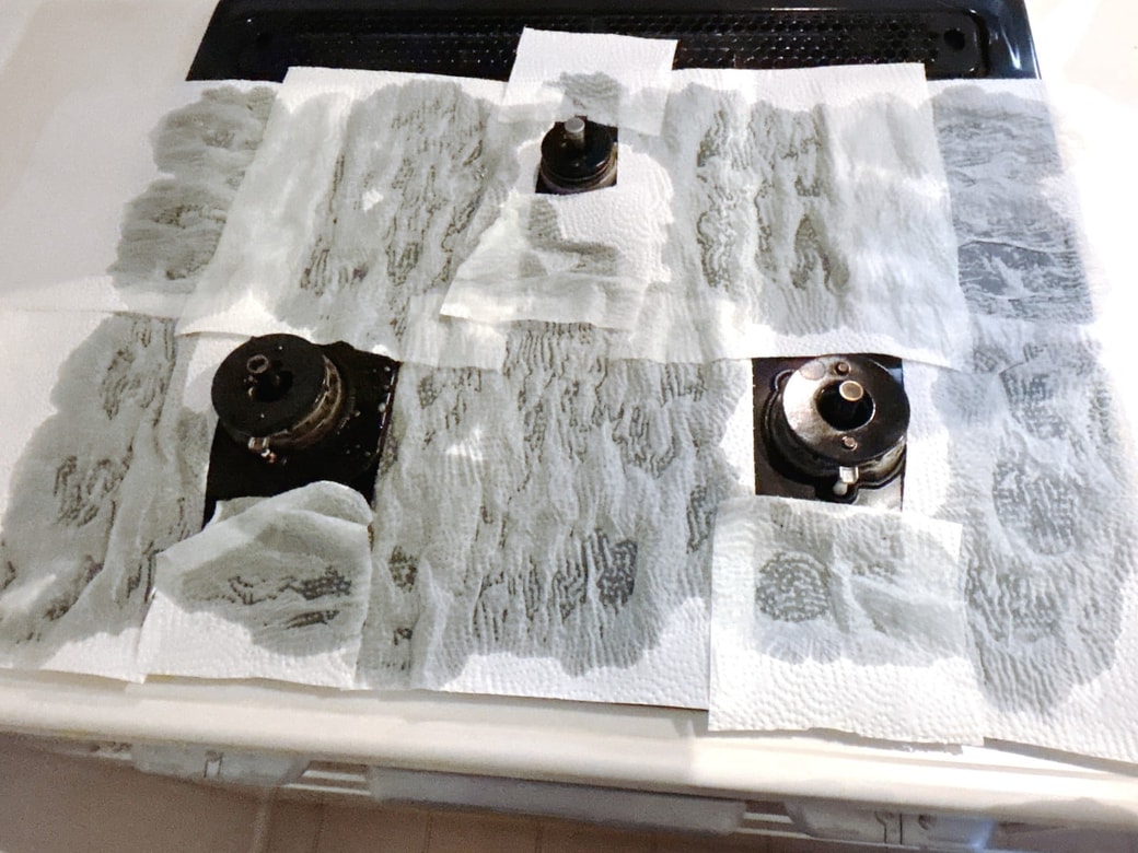 洗剤をかけて湿布をしたら5分時間を置く