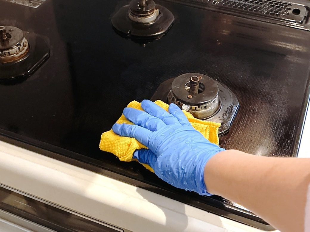 水拭きで仕上げる