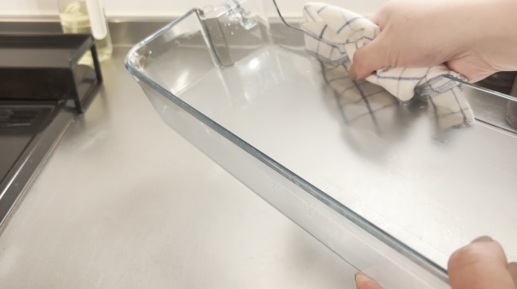 水気を拭き取る