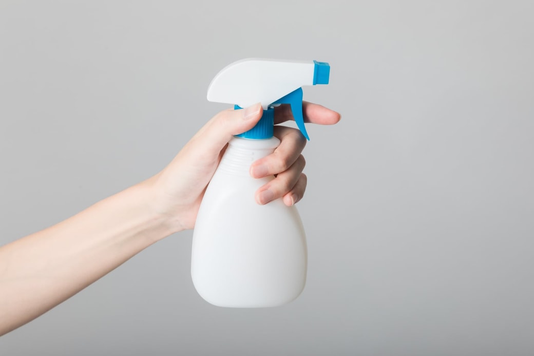 NG②薄めた液をスプレーに入れる