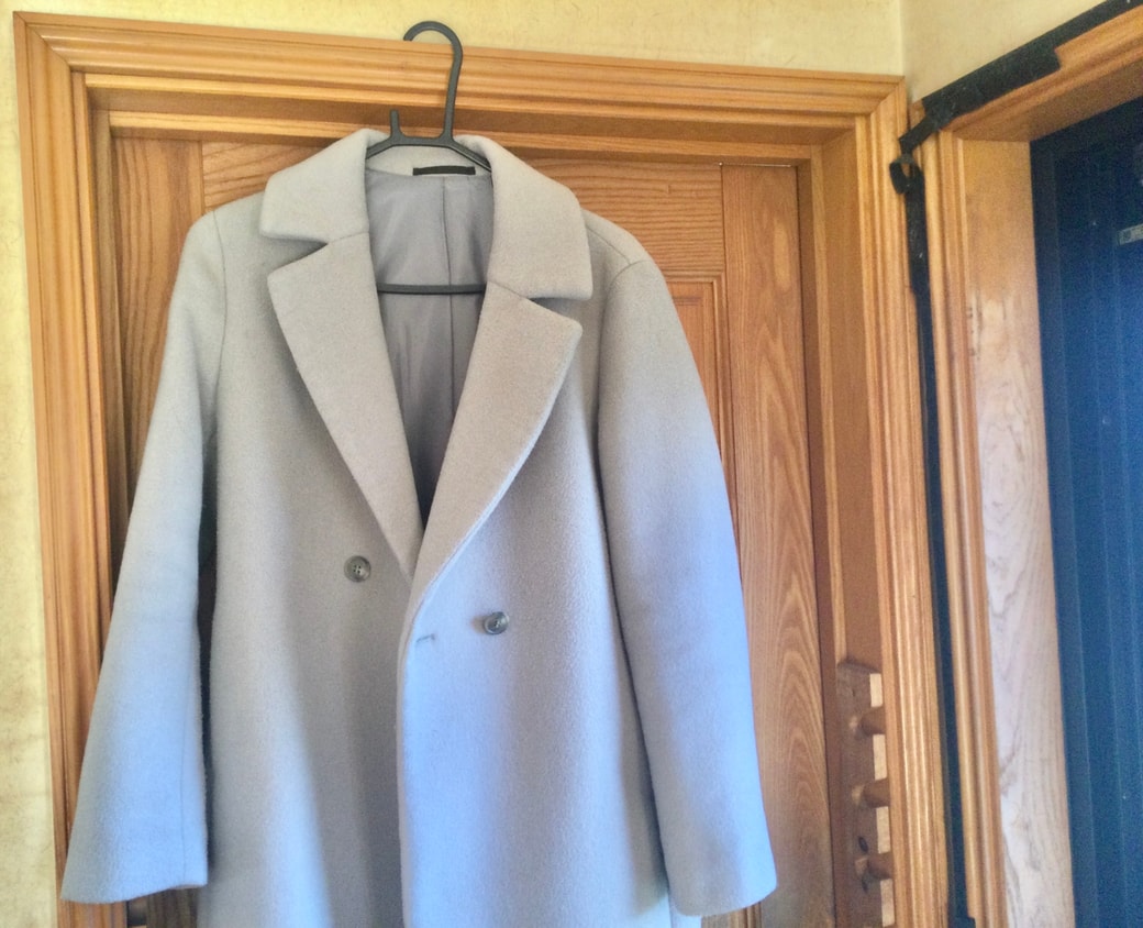 コートを室内干し