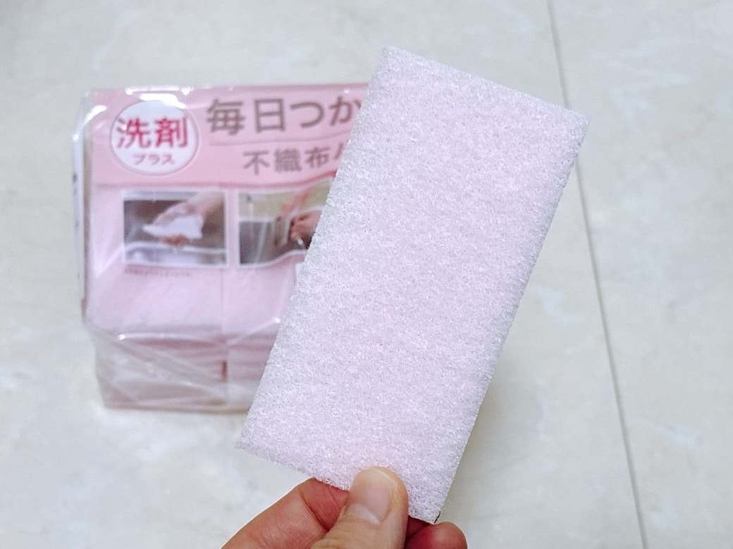 パッドには界面活性剤が含まれている