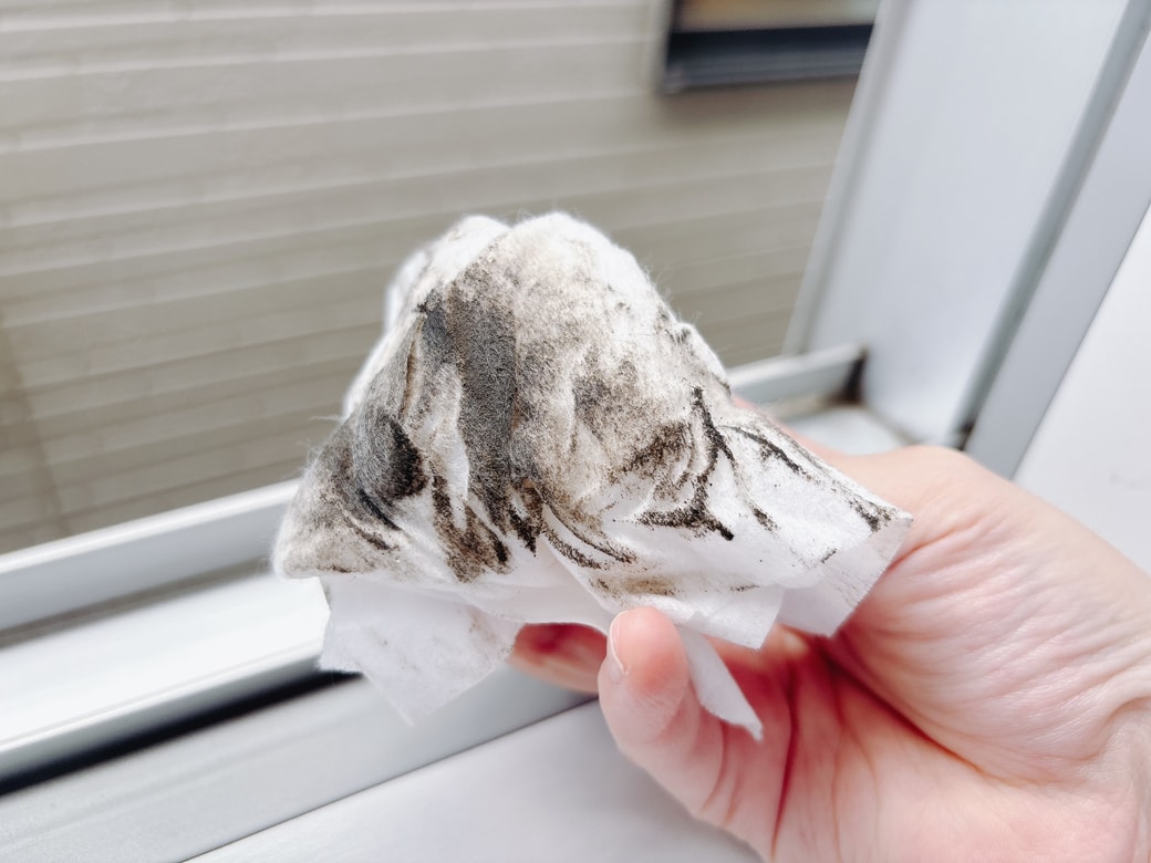 汚れが付着したウェットシート