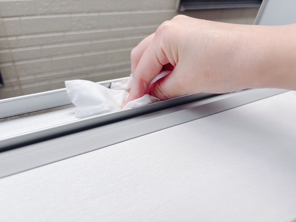 ホームリセットとウェットシートで拭き取る