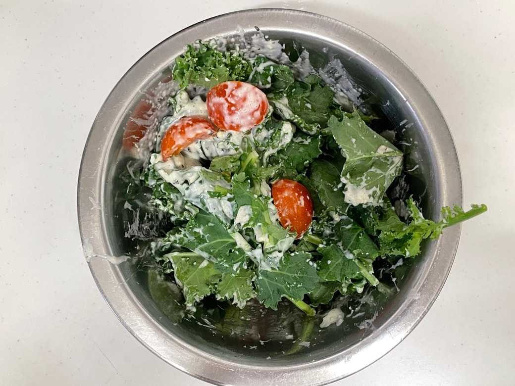 ケールのチーズマヨサラダ