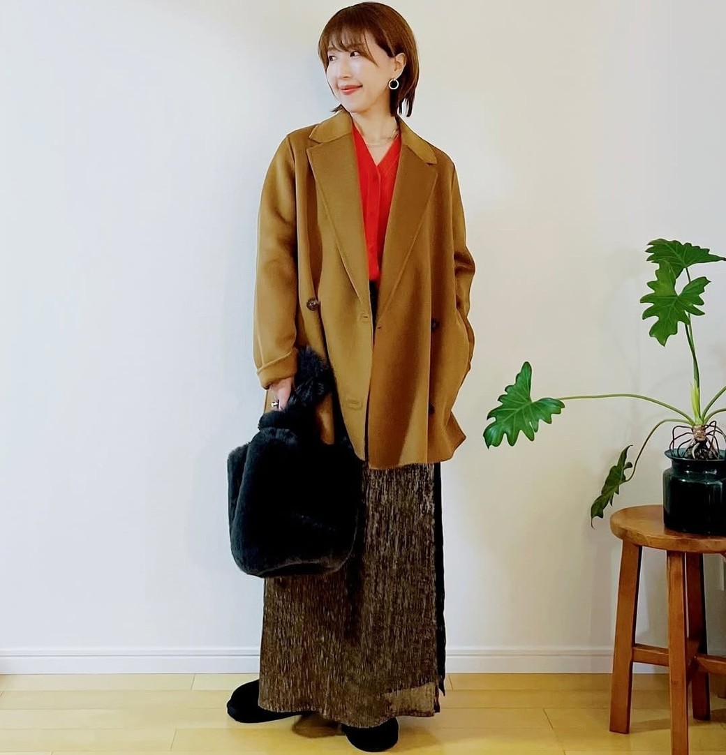 派手色オレンジは部分使いが正解。