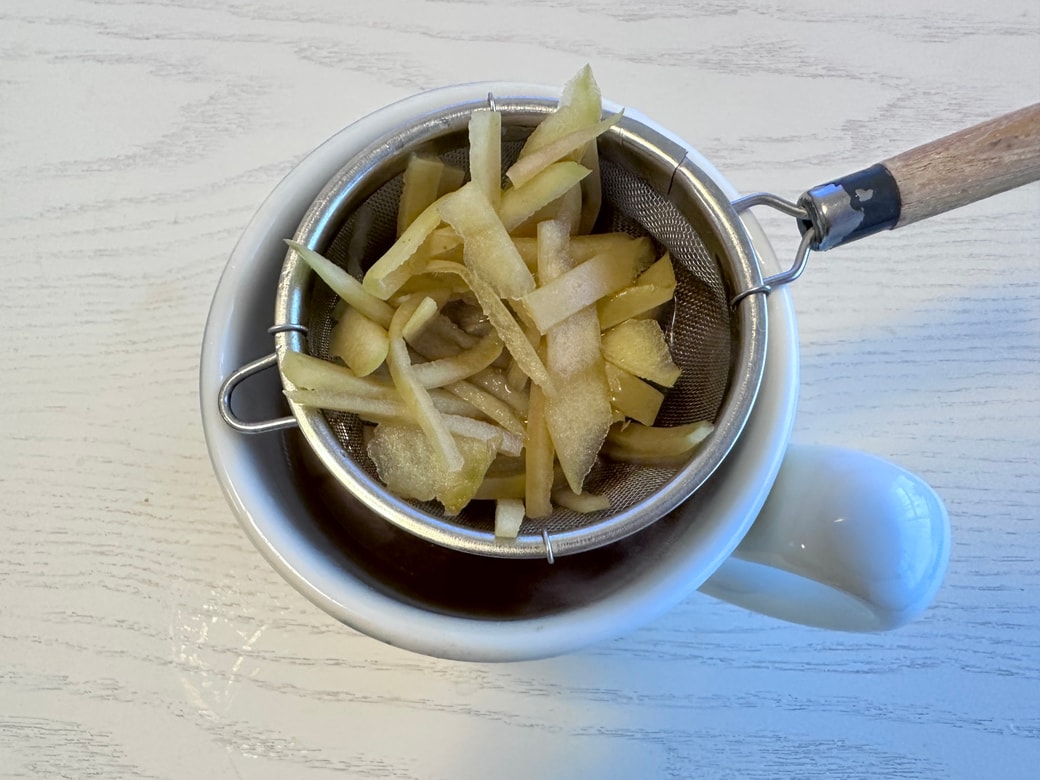 茶漉しでこします