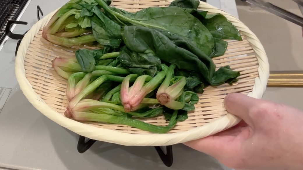 蒸したほうれん草