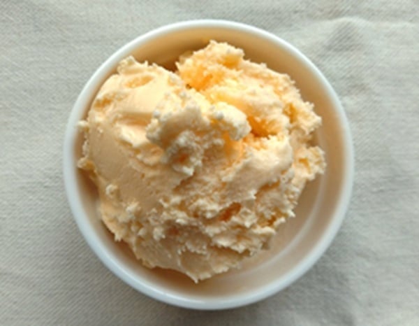 塩をふりかける