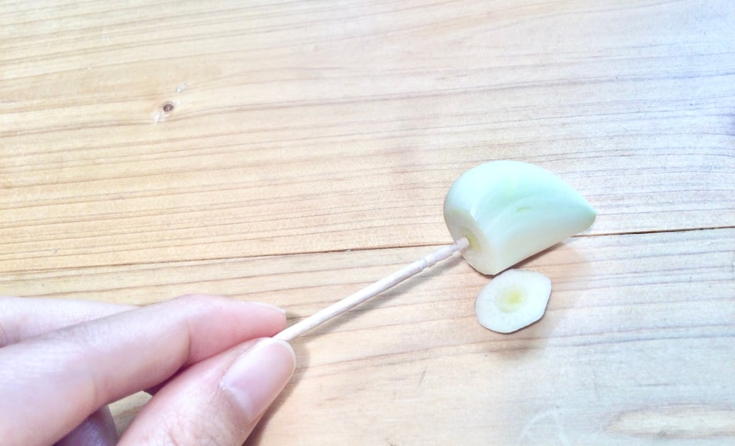 にんにくとつまようじ