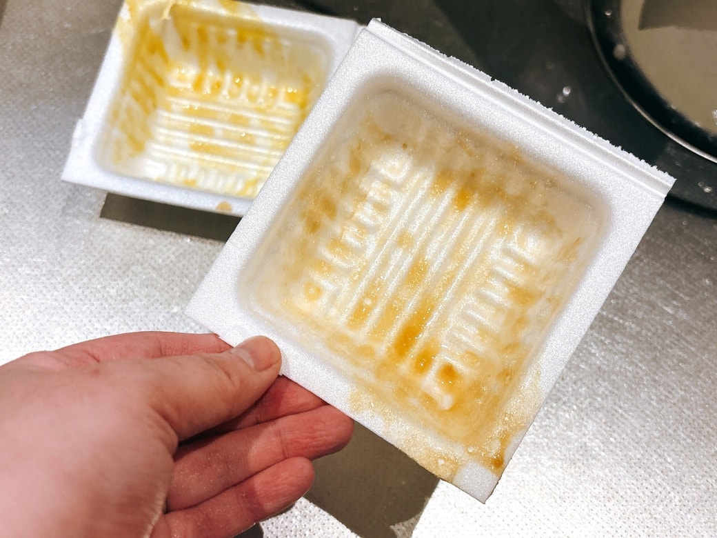 洗う前の納豆パック