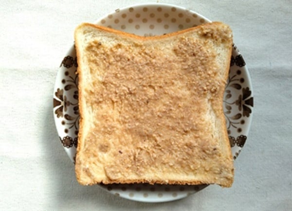食パンにぬったところ