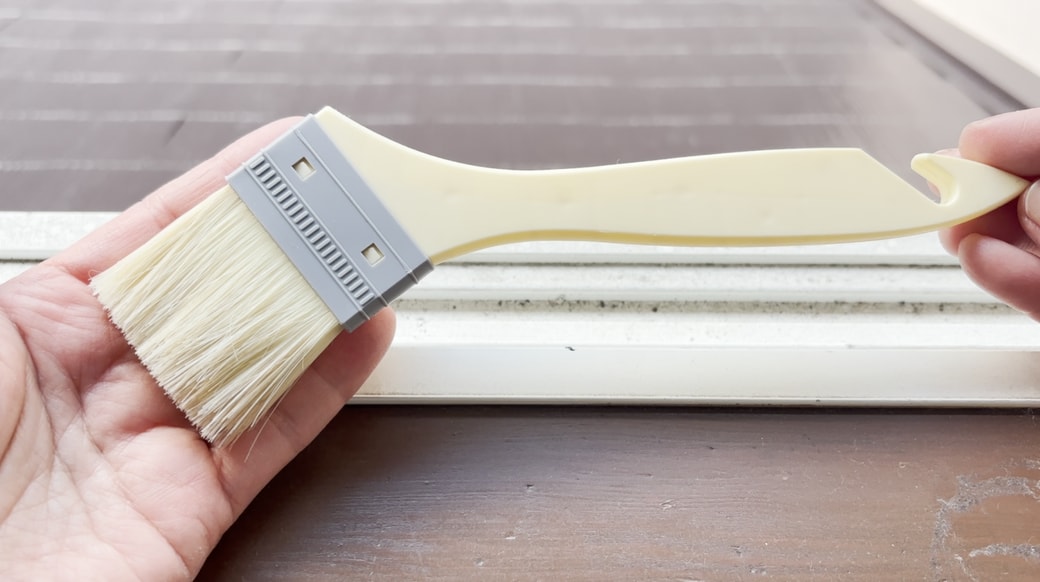 ペンキ用ハケが便利