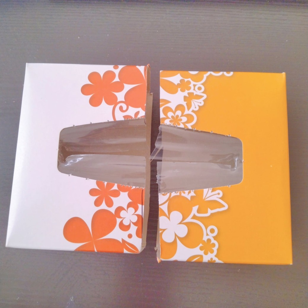 ボックスティッシュの空き箱