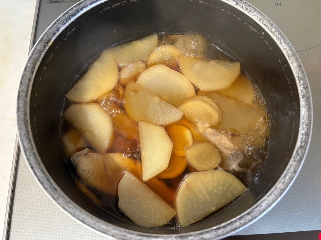 落としぶたを外してさらに煮詰める