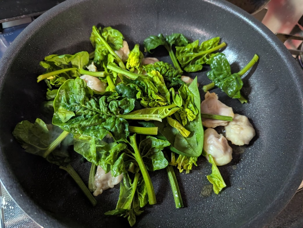 ちぢみほうれん草