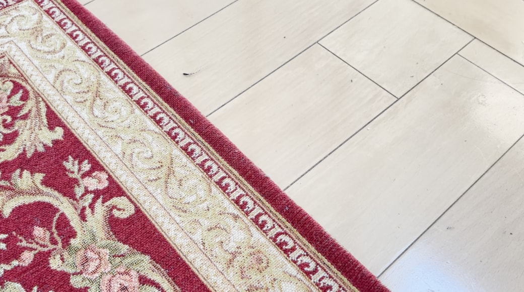 拭いた直後、繊維の奥のホコリが表面に出てきた様子