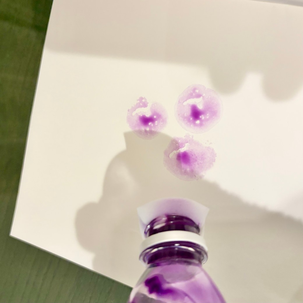 紙にスタンプを押したところ