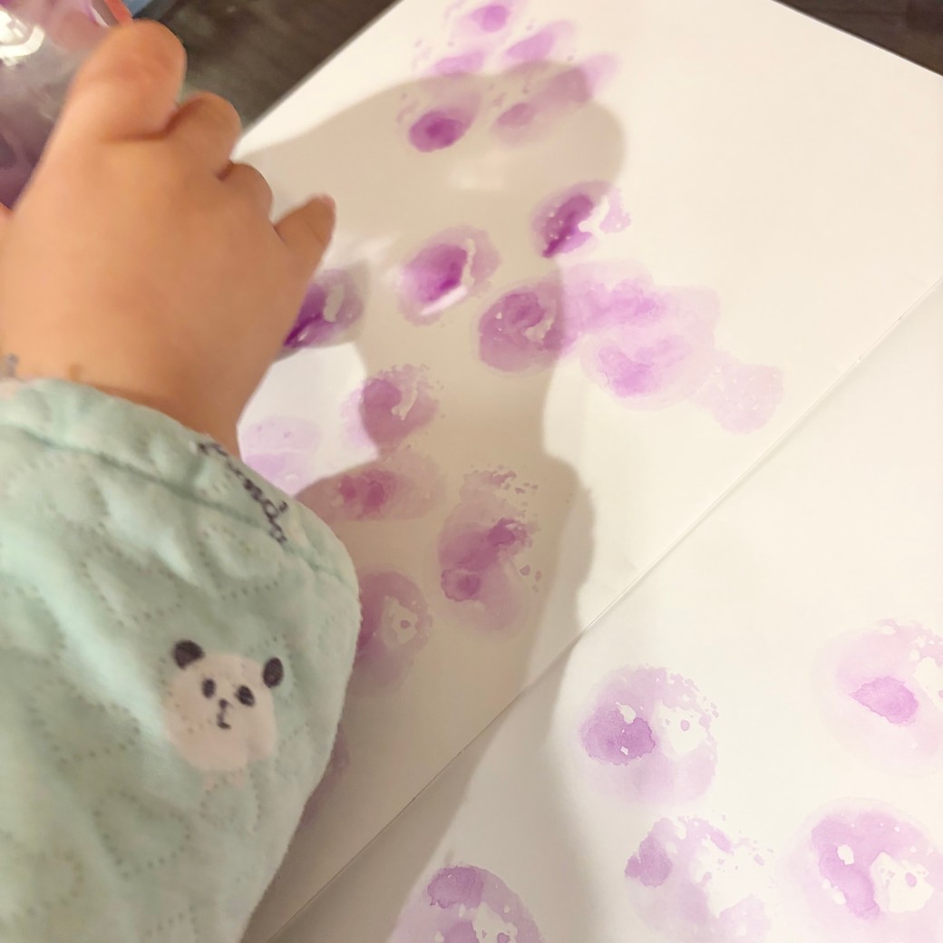 スタンプをたくさん押しているところ