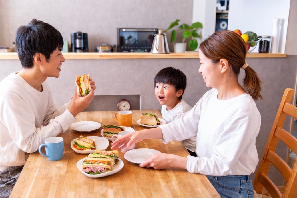 昼ごはんを済ませてから出かける