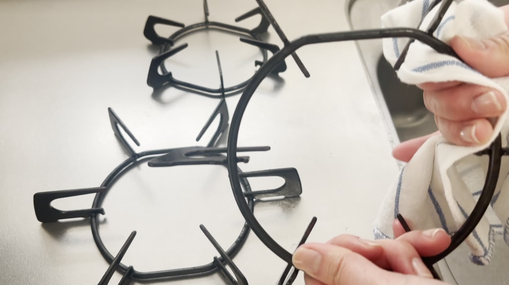 五徳を日常的にお手入れ