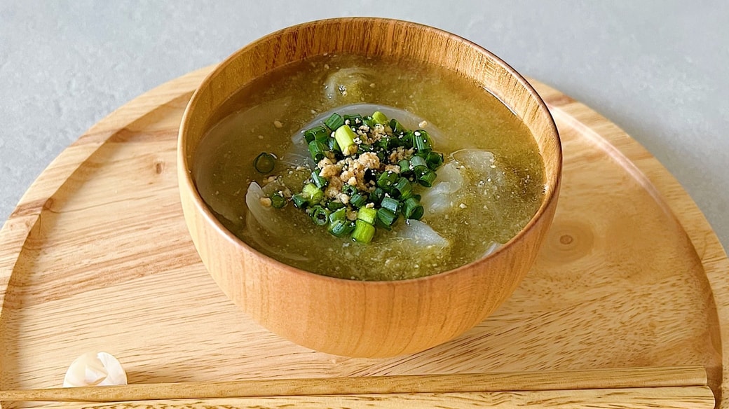 とろろ昆布みそ汁