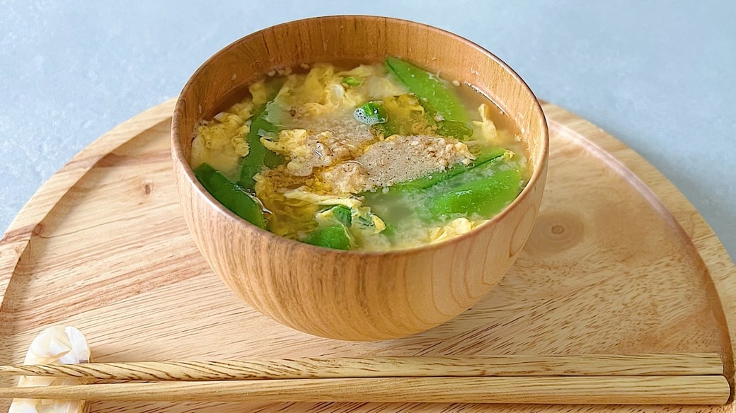 スナップエンドウみそ汁