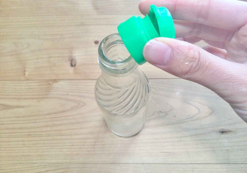 瓶のフタが開いた