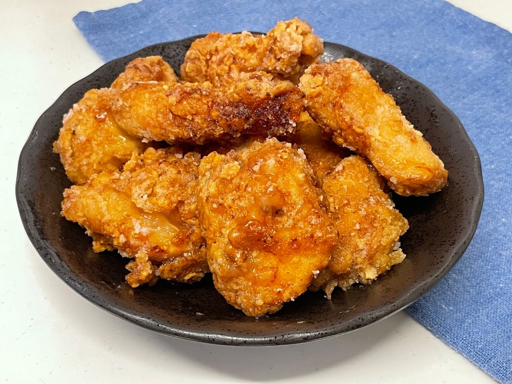 鶏むね肉のにんにくじょうゆ唐揚げ