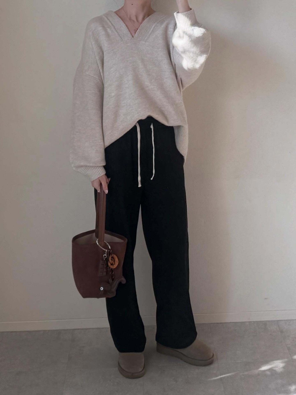 大人の休日にぴったりのリラックスコーデ。