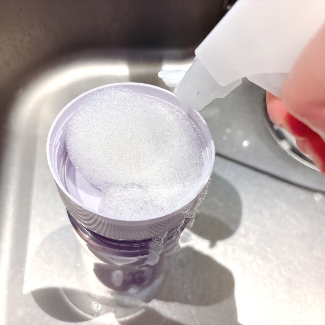 ふたのすき間もしっかり泡が届く