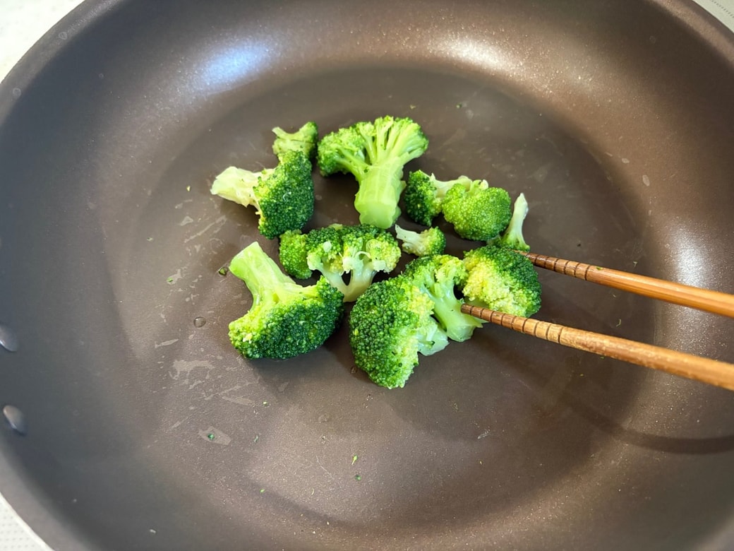 水分が飛ぶまで炒める