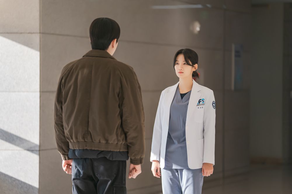 『メスを持つハンター』 © 2025. LG Uplus Corp., the Soul Creative Ltd. All Rights Reserved U-NEXTにて独占配信中