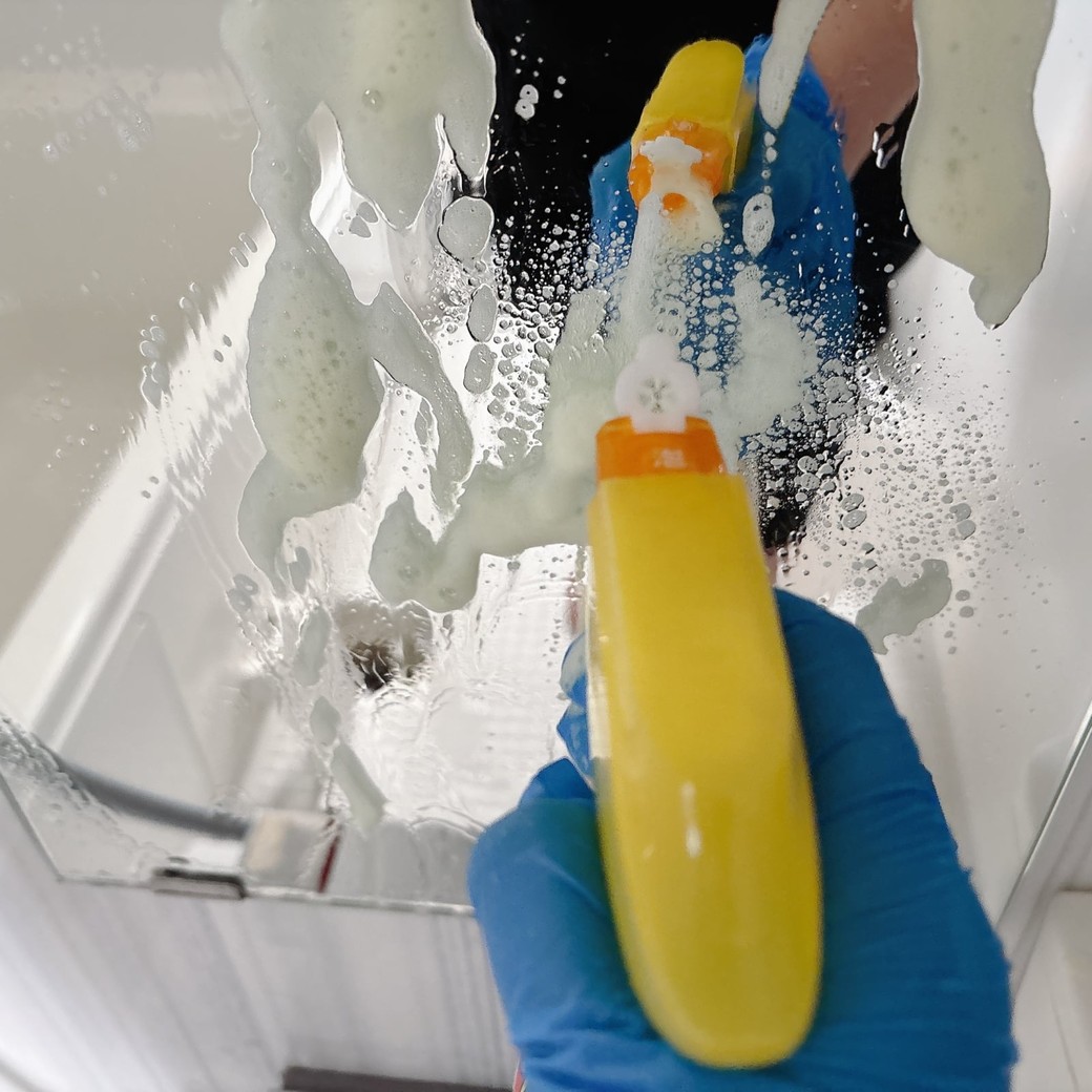 バスマジックリンをかける