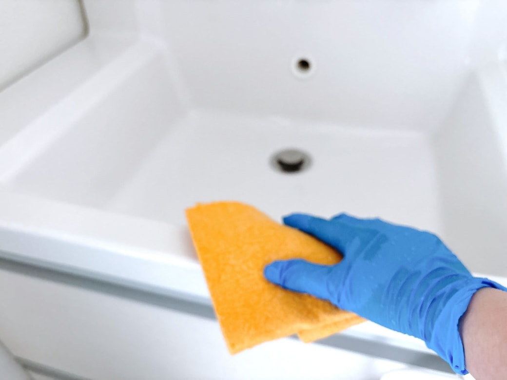 やわらかい布で拭いて仕上げる