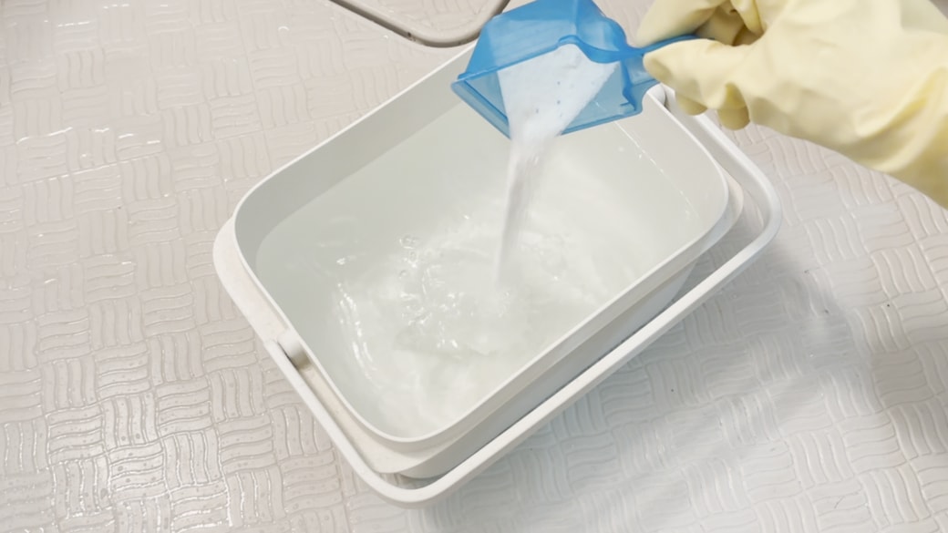 オキシクリーンを溶かす