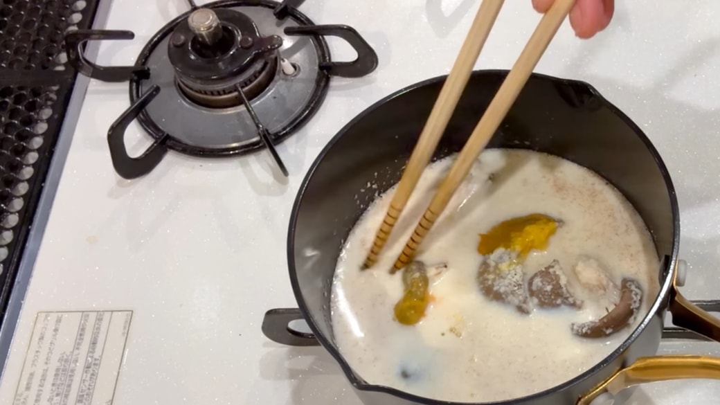 みそ汁を作る人