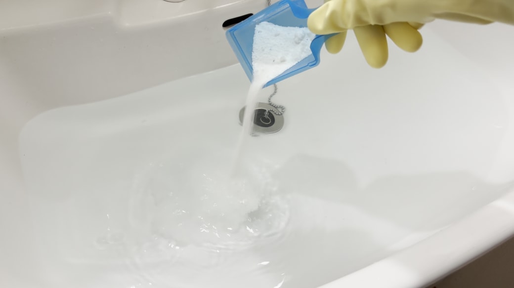 オキシクリーンを溶かす